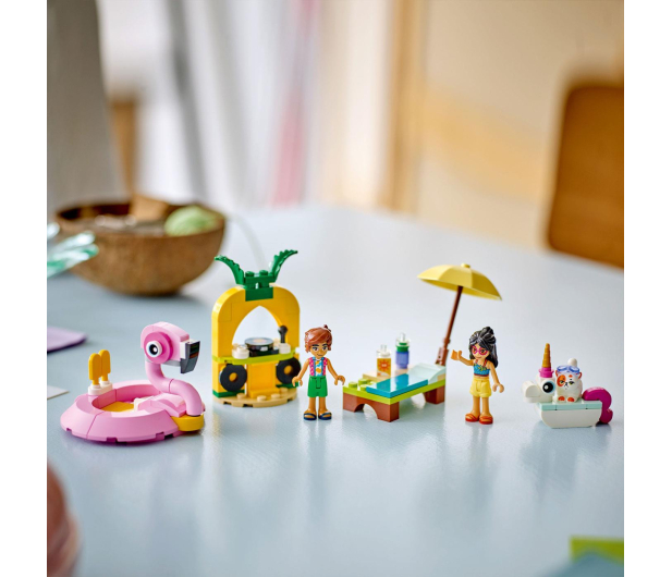 LEGO Friends 42658 Impreza na basenie z jednorożcem i flamingiem - 1331625 - zdjęcie 13